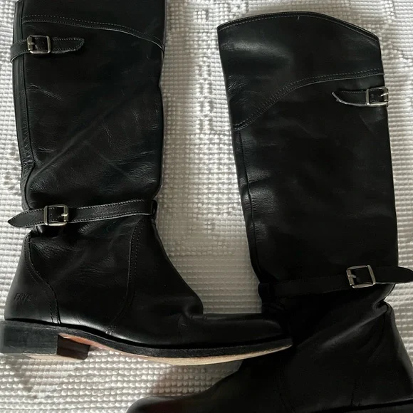 Gorgeous Frye boots! - Picture 2 of 5